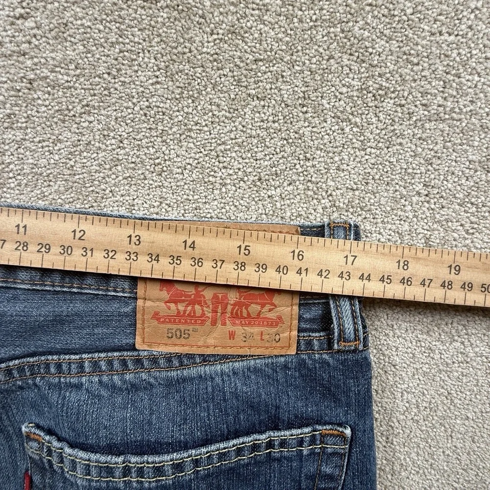 Levi's 505 Men's 34x30 Blue Jeans‎ Straight Leg